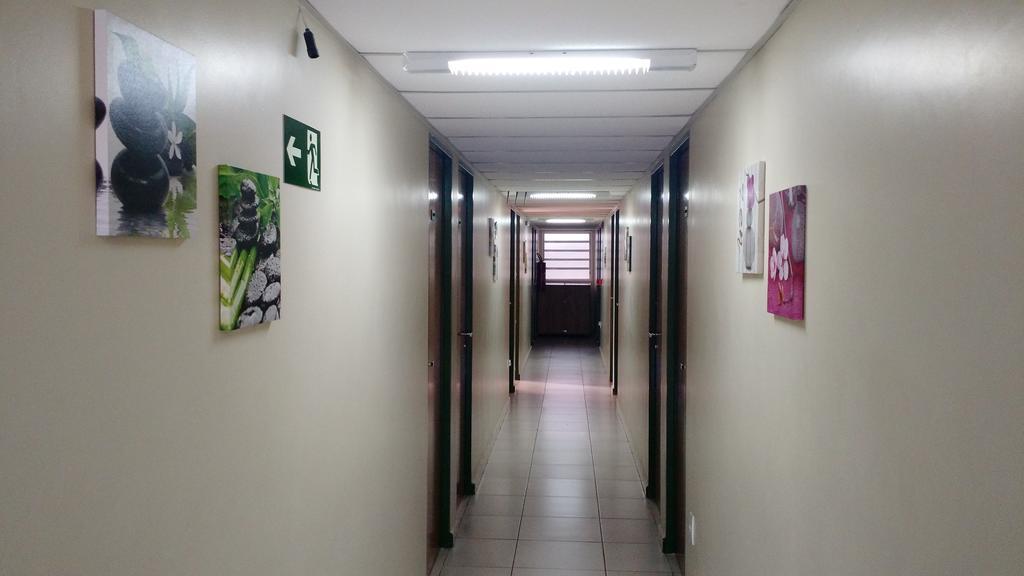 Hospedaria Lumo Domo Praca Da Arvore São Paulo Luaran gambar