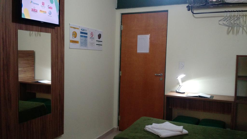 Hospedaria Lumo Domo Praca Da Arvore São Paulo Luaran gambar